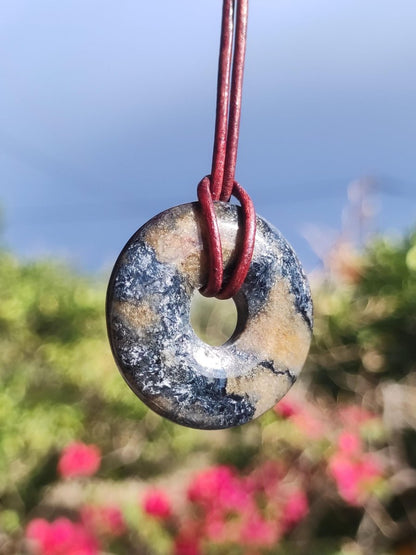 Pietersite blau - Edelstein Donut Kette Rarität selten Schutzsymbol Heilstein Kristall HIPPIE Boho Tibet Ethno Mann Frau Geschenk Er Sie - Art of Nature Berlin
