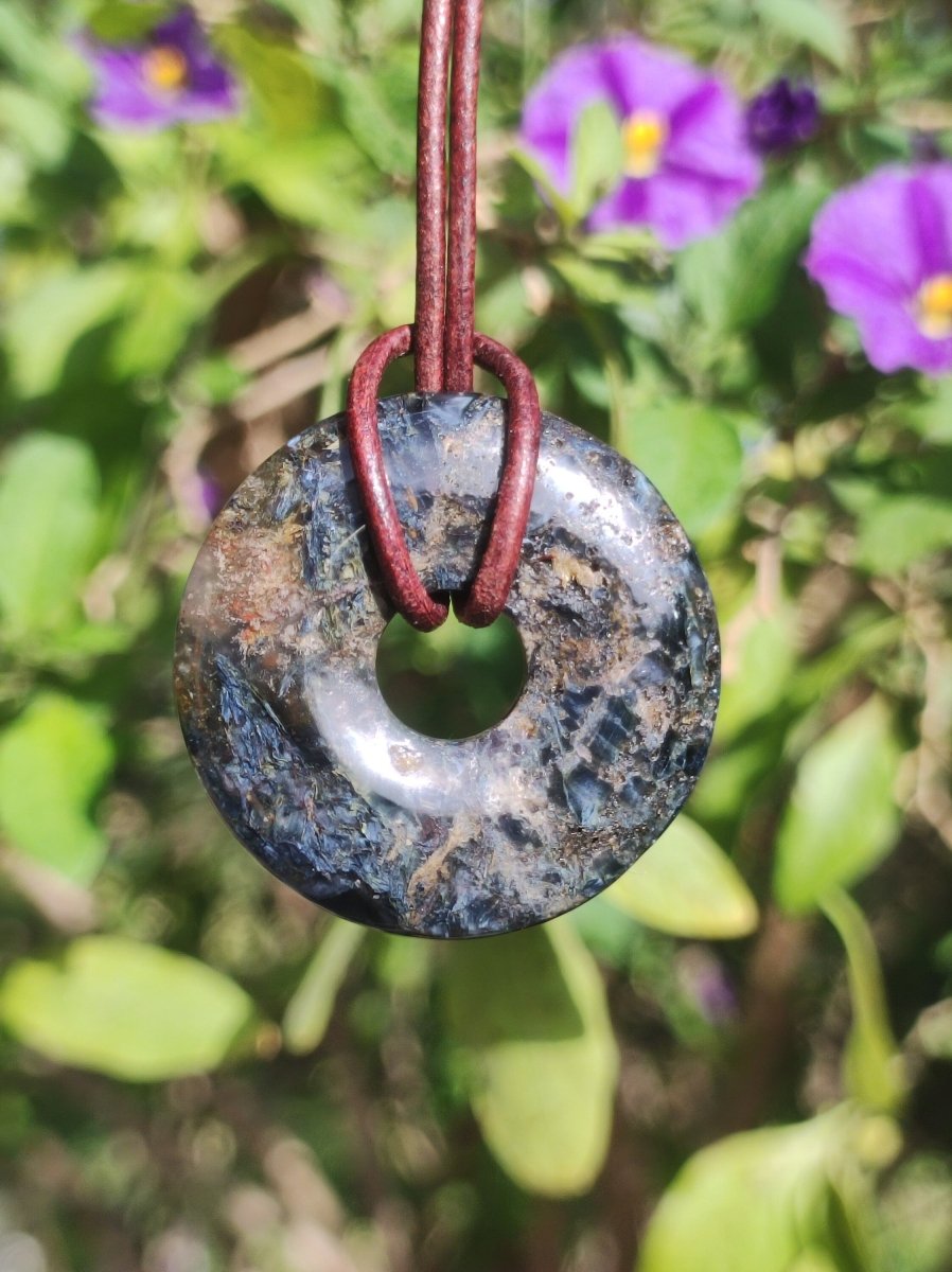 Pietersite blau - Edelstein Donut Kette Rarität selten Schutzsymbol Heilstein Kristall HIPPIE Boho Tibet Ethno Mann Frau Geschenk Er Sie - Art of Nature Berlin