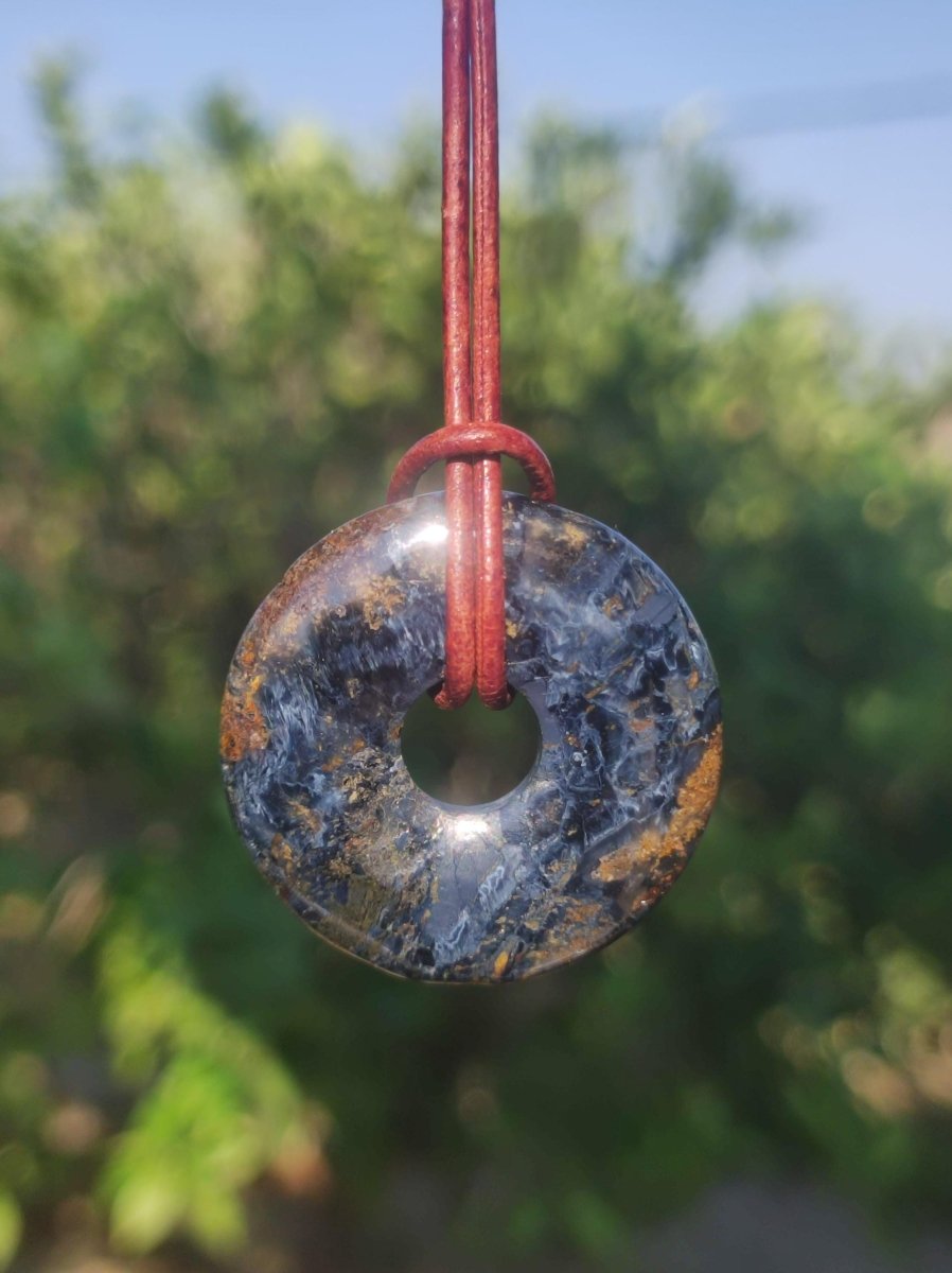 Pietersite blau - Edelstein Donut Kette Rarität selten Schutzsymbol Heilstein Kristall HIPPIE Boho Tibet Ethno Mann Frau Geschenk Er Sie - Art of Nature Berlin