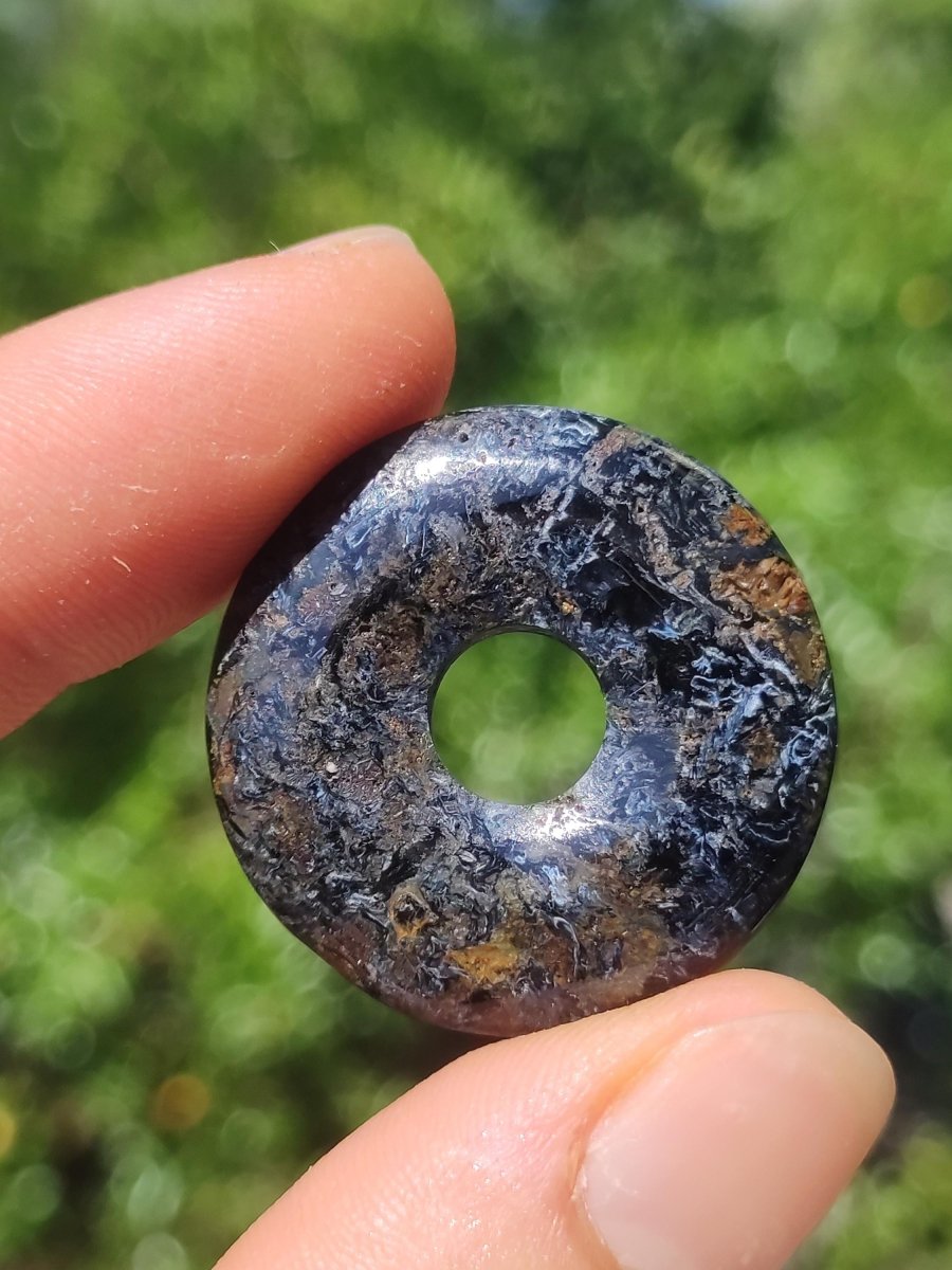 Pietersite blau - Edelstein Donut Kette Rarität selten Schutzsymbol Heilstein Kristall HIPPIE Boho Tibet Ethno Mann Frau Geschenk Er Sie - Art of Nature Berlin