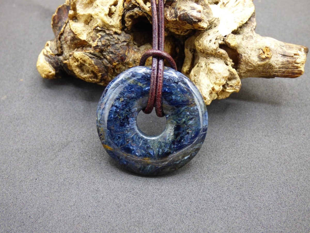 Pietersite blau ~ Edelstein Kette ~HIPPIE ~GOA ~Boho ~Tibet ~Ethno ~Nature ~Donut ~Schutzsymbol ~Rarität - Art of Nature Berlin