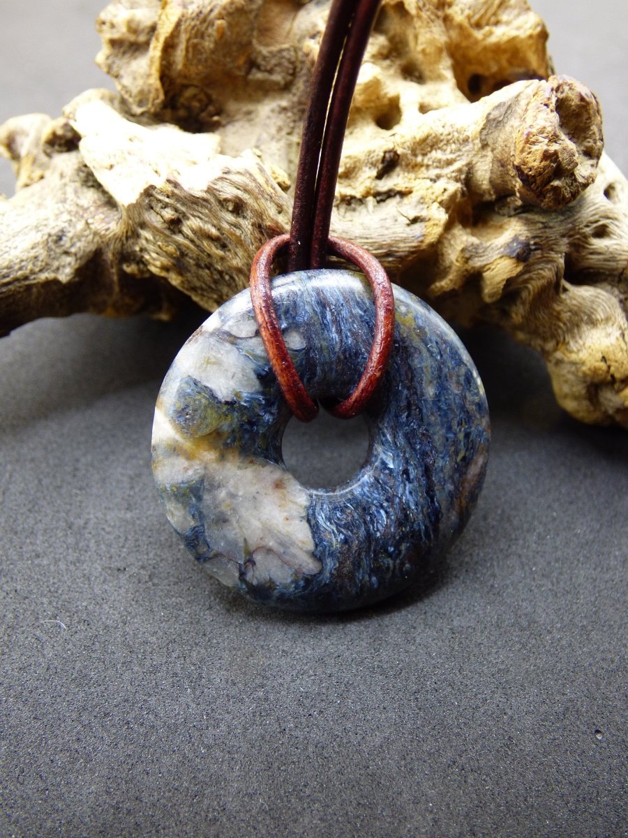 Pietersite blau ~ Edelstein Kette ~HIPPIE ~GOA ~Boho ~Tibet ~Ethno ~Nature ~Donut ~Schutzsymbol ~Rarität - Art of Nature Berlin