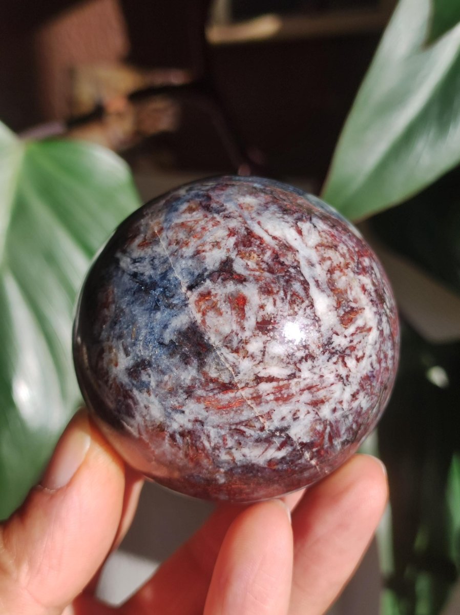 Pietersite - Edelstein Kugel blau rot Heilstein Natur Deko Sphere Sammler Wohn Energie Qualität Selten Rarität Geschenk Mann Frau Er Sie - Art of Nature Berlin
