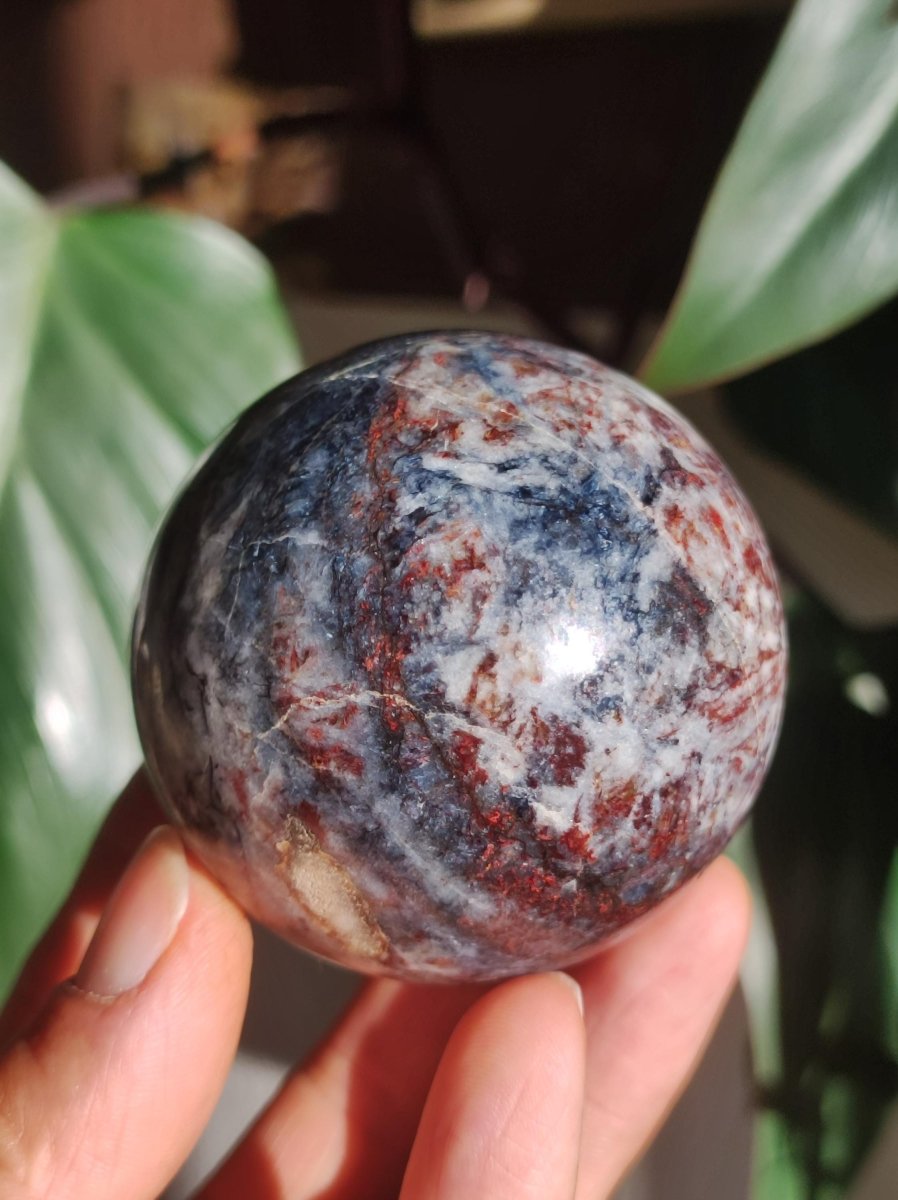 Pietersite - Edelstein Kugel blau rot Heilstein Natur Deko Sphere Sammler Wohn Energie Qualität Selten Rarität Geschenk Mann Frau Er Sie - Art of Nature Berlin
