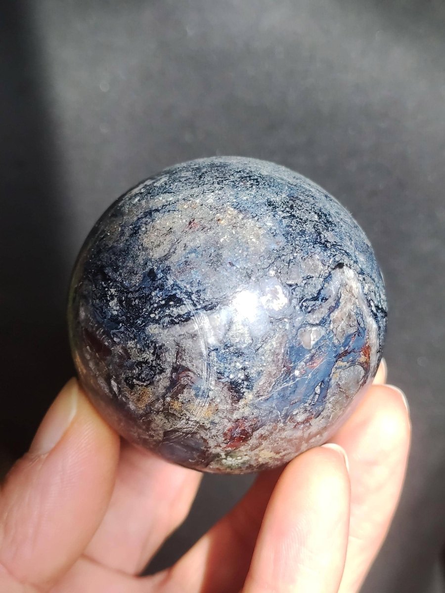 Pietersite - Edelstein Kugel blau rot Heilstein Natur Deko Sphere Sammler Wohn Energie Qualität Selten Rarität Geschenk Mann Frau Er Sie - Art of Nature Berlin