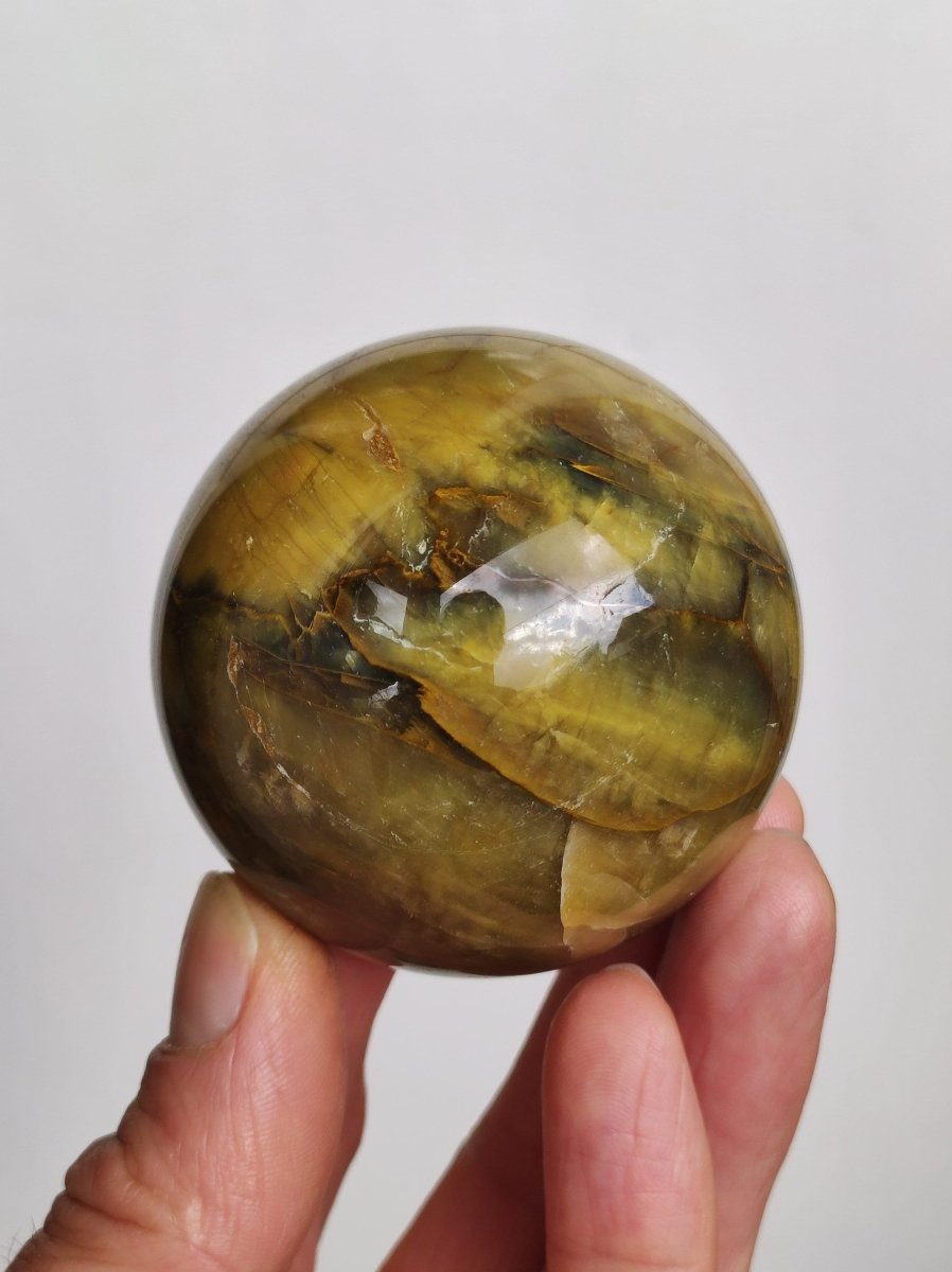 Pietersite gold Edelstein Kugel Massage Haus Magische Deko Sphere Kristall Meditation HIPPIE GOA Boho Heilstein Naturschatz Sammler Mineral - Art of Nature Berlin