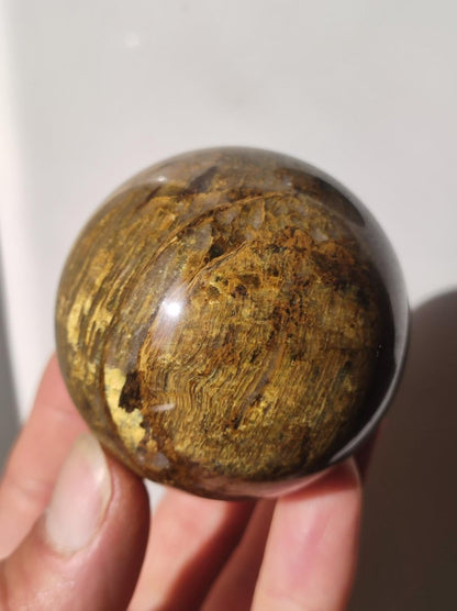 Pietersite gold Edelstein Kugel Massage Haus Magische Deko Sphere Kristall Meditation HIPPIE GOA Boho Heilstein Naturschatz Sammler Mineral - Art of Nature Berlin