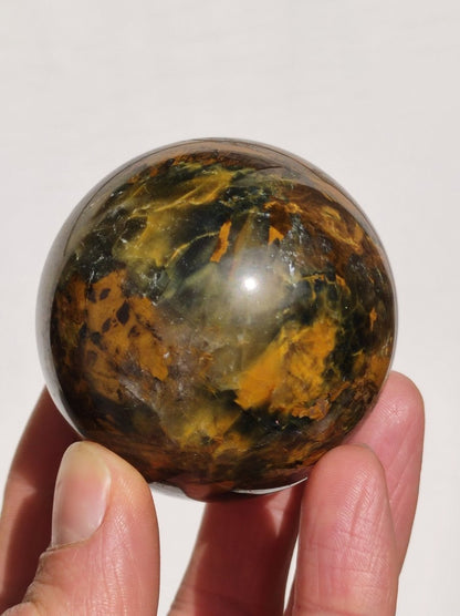 Pietersite gold Edelstein Kugel Massage Haus Magische Deko Sphere Kristall Meditation HIPPIE GOA Boho Heilstein Naturschatz Sammler Mineral - Art of Nature Berlin