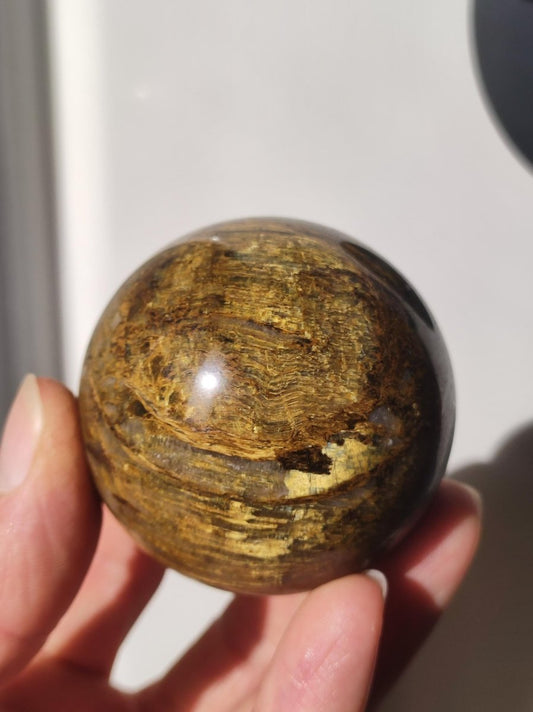 Pietersite gold Edelstein Kugel Massage Haus Magische Deko Sphere Kristall Meditation HIPPIE GOA Boho Heilstein Naturschatz Sammler Mineral - Art of Nature Berlin