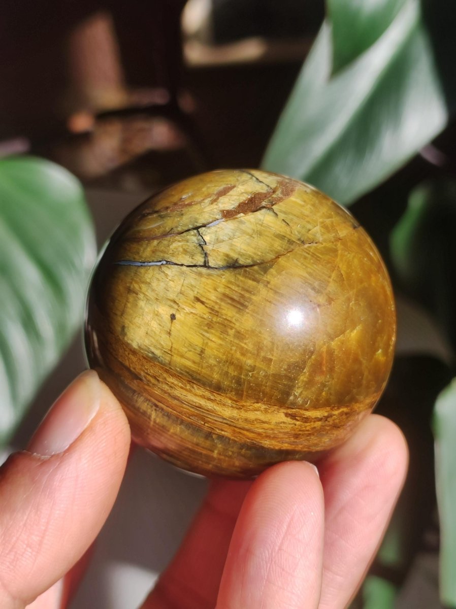 Pietersite gold Edelstein Kugel Massage Haus Magische Deko Sphere Kristall Meditation HIPPIE GOA Boho Heilstein Naturschatz Sammler Mineral - Art of Nature Berlin