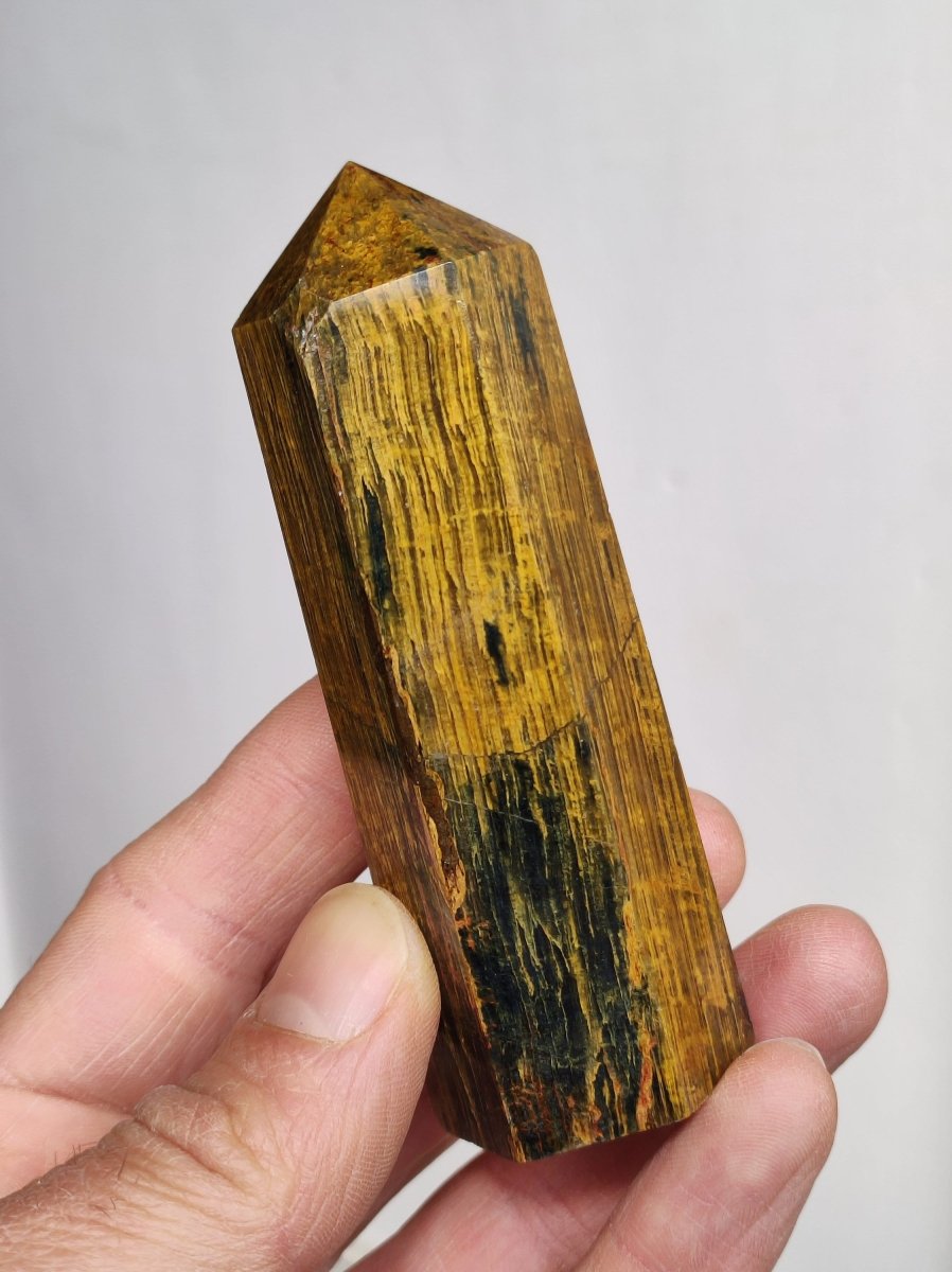 Pietersite gold Edelstein Turm Spitze Obelisk Haus Magische Deko Kristall Meditation HIPPIE GOA Boho Heilstein Naturschatz Sammler Mineral - Art of Nature Berlin