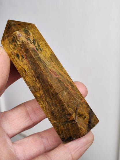 Pietersite gold Edelstein Turm Spitze Obelisk Haus Magische Deko Kristall Meditation HIPPIE GOA Boho Heilstein Naturschatz Sammler Mineral - Art of Nature Berlin