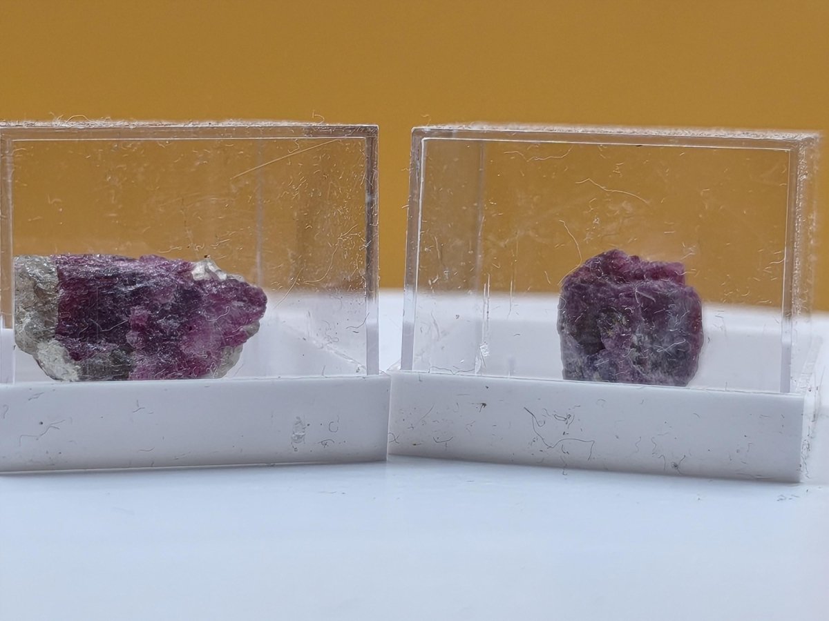 Pinker Turmalin Rohkristall aus Brasilien – Rubellit | 2 Unikate zur Wahl Kristalle & Mineralien Sammler Stufen Edelstein Deko Kristall - Art of Nature Berlin
