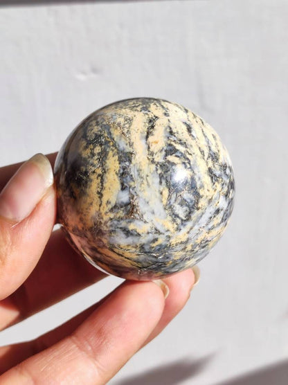 Pinolith AAA golden Magische Edelstein Kugel Massage & Deko Sphere Crystal Spielkugel Meditation ~HIPPIE ~GOA Ethno Heilstein Naturschatz - Art of Nature Berlin