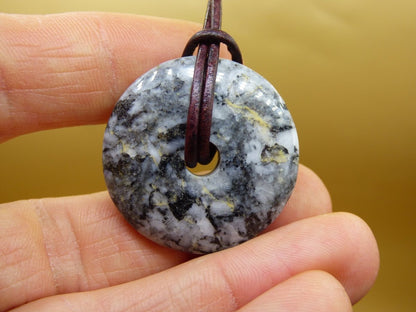 Pinolith ~ Edelstein Kette ~HIPPIE ~GOA ~Boho ~Tibet ~Ethno ~Nature ~Donut ~Schutzsymbol ~Heilstein - Art of Nature Berlin