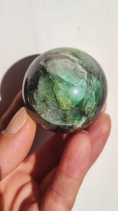 Quantum Quattro AAA Sphère ~ Boule de pierres précieuses magiques Massage et décoration Cristal Méditation Pierre de guérison Rareté Collecteur Minéral Chrysocolle Ronde