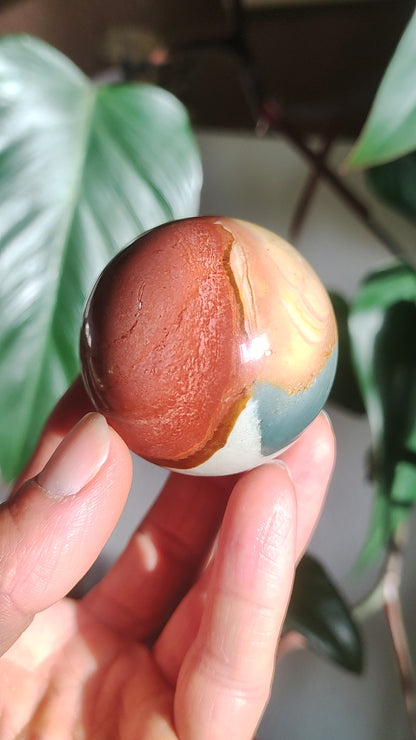 Jaspe océan ~ Boule de pierres précieuses magiques Pierre de guérison naturelle Sphère décorative Cristal Cadeau pour lui, sa maison, son appartement, énergie, puissance, méditation