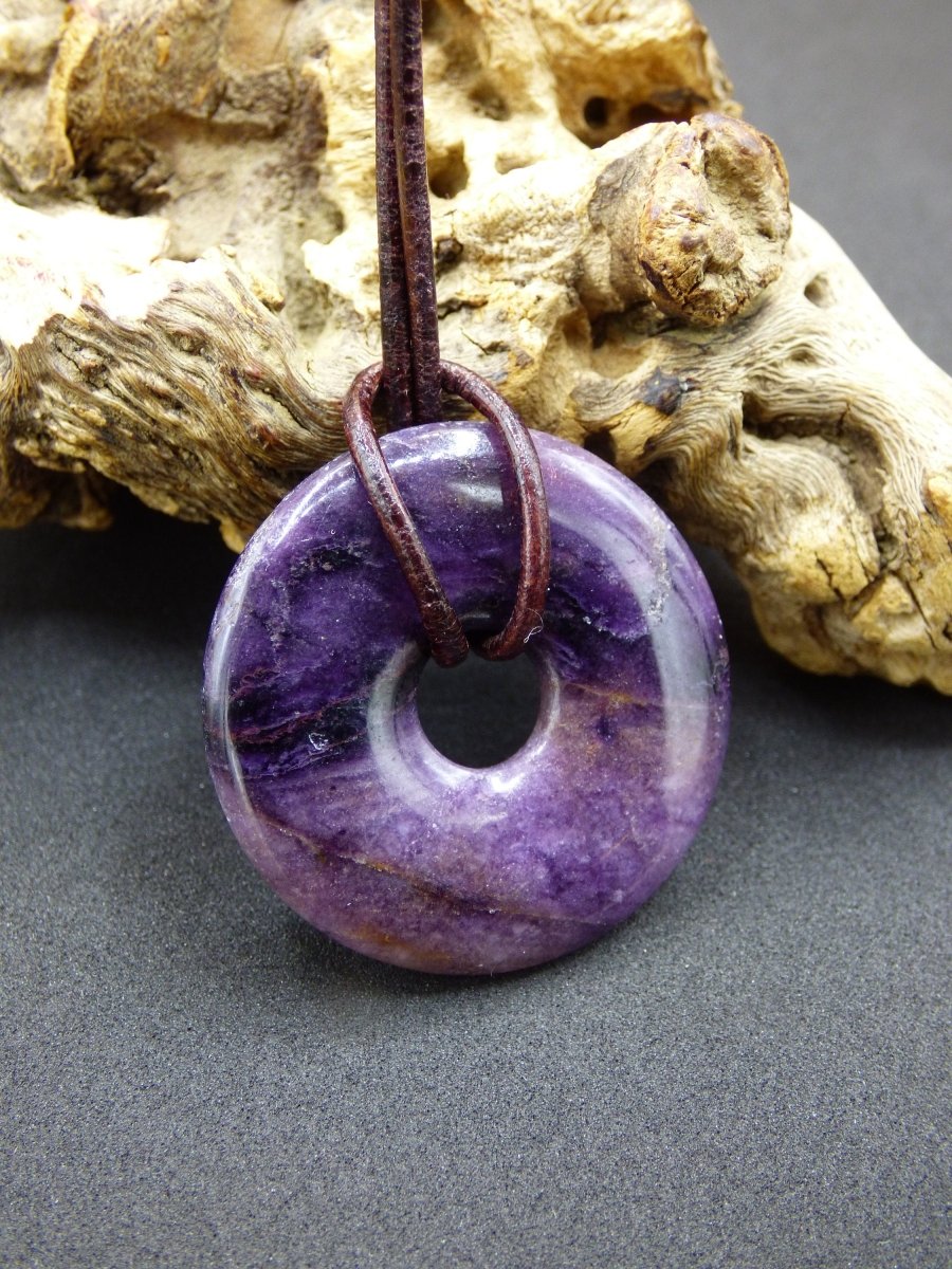 Purple Heart Fluorit 30mm ~ Edelstein Kette ~HIPPIE ~GOA ~Boho ~Tibet ~Ethno ~Nature ~Donut ~Schutzsymbol ~Heilstein ~Galaxy - Art of Nature Berlin