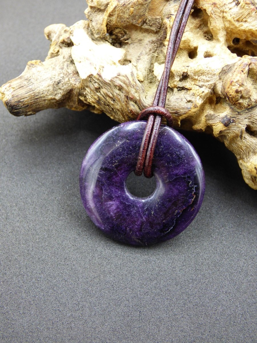 Purple Heart Fluorit 30mm ~ Edelstein Kette ~HIPPIE ~GOA ~Boho ~Tibet ~Ethno ~Nature ~Donut ~Schutzsymbol ~Heilstein ~Galaxy - Art of Nature Berlin