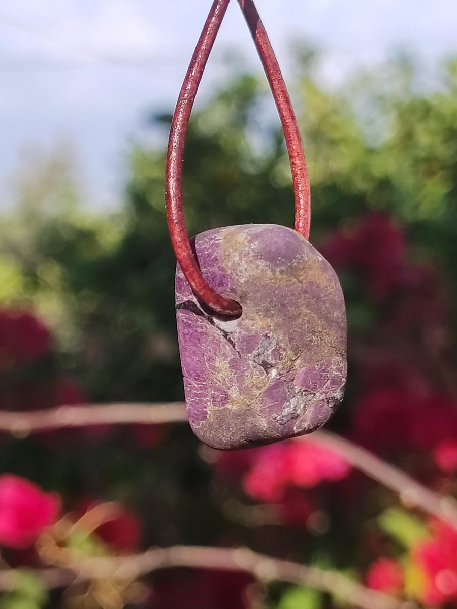 Purpurit - Edelstein Kette lila Natur Heilstein Schutz Glück Mann Frau Er Sie Freund Mutter Glück HIPPIE Rarität Geschenk Unikat Anhänger - Art of Nature Berlin