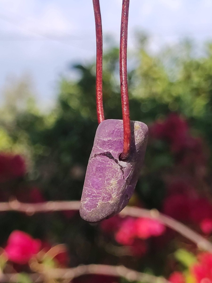 Purpurit - Edelstein Kette lila Natur Heilstein Schutz Glück Mann Frau Er Sie Freund Mutter Glück HIPPIE Rarität Geschenk Unikat Anhänger - Art of Nature Berlin
