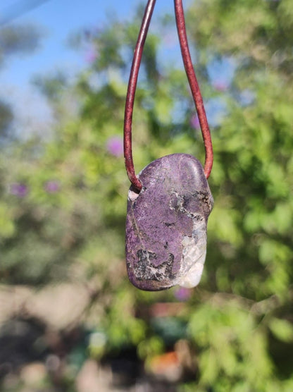 Purpurit - Edelstein Kette lila Natur Heilstein Schutz Glück Mann Frau Er Sie Freund Mutter Glück HIPPIE Rarität Geschenk Unikat Anhänger - Art of Nature Berlin