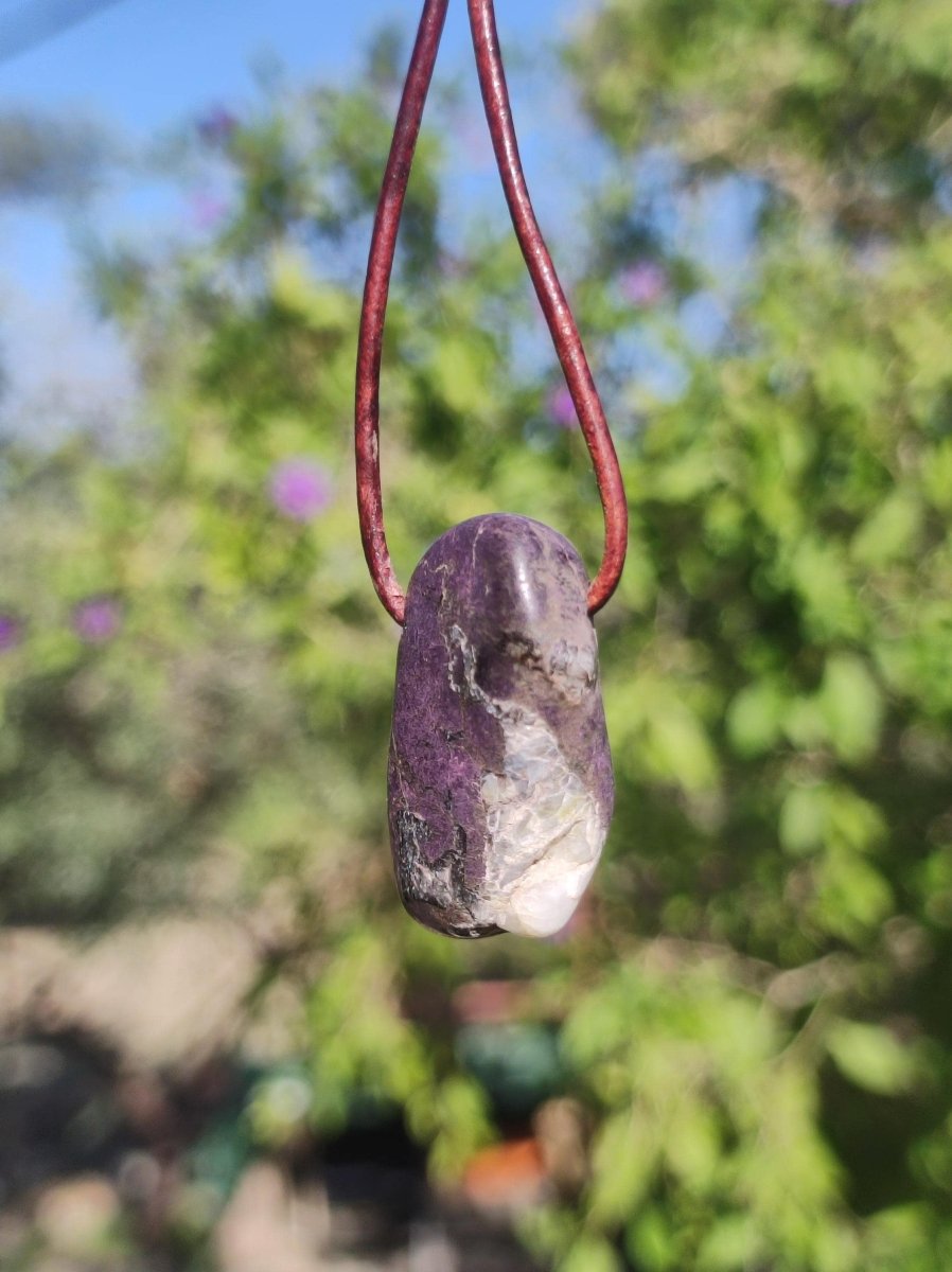 Purpurit - Edelstein Kette lila Natur Heilstein Schutz Glück Mann Frau Er Sie Freund Mutter Glück HIPPIE Rarität Geschenk Unikat Anhänger - Art of Nature Berlin