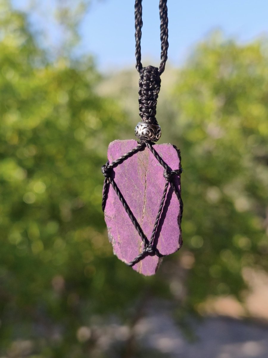 Purpurit ~ Makramee Edelstein Kette lila Natur HIPPIE GOA Boho Heilstein Kristalle Schmuck Anhänger Mann Frau Kind Geschenk Er Sie Schwester - Art of Nature Berlin
