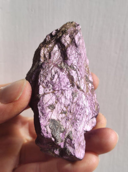 Purpurit ~ Sammler Roh Stufe Deko Mineral Afrika Namibia Heilstein Kristalle Mann Frau Kind Geschenk Er Sie Bruder Schwester Mineral Deko - Art of Nature Berlin