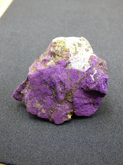 Purpurit ~ Sammler Roh Stufe Deko Mineral Afrika Namibia Heilstein Kristalle Mann Frau Kind Geschenk Er Sie Bruder Schwester Mineral Deko - Art of Nature Berlin