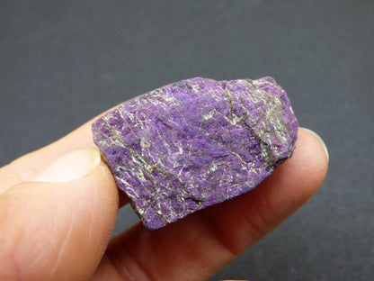 Purpurit ~ Sammler Roh Stufe Deko Mineral Afrika Namibia Heilstein Kristalle Mann Frau Kind Geschenk Er Sie Bruder Schwester Mineral Deko - Art of Nature Berlin