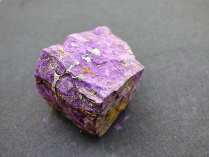 Purpurit ~ Sammler Roh Stufe Deko Mineral Afrika Namibia Heilstein Kristalle Mann Frau Kind Geschenk Er Sie Bruder Schwester Mineral Deko - Art of Nature Berlin