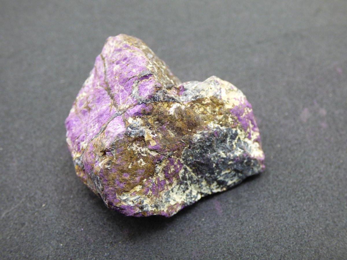 Purpurit ~ Sammler Roh Stufe Deko Mineral Afrika Namibia Heilstein Kristalle Mann Frau Kind Geschenk Er Sie Bruder Schwester Mineral Deko - Art of Nature Berlin