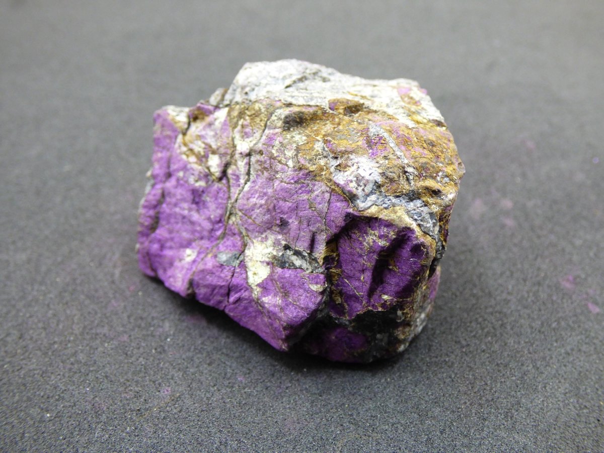 Purpurit ~ Sammler Roh Stufe Deko Mineral Afrika Namibia Heilstein Kristalle Mann Frau Kind Geschenk Er Sie Bruder Schwester Mineral Deko - Art of Nature Berlin