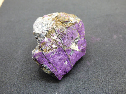 Purpurit ~ Sammler Roh Stufe Deko Mineral Afrika Namibia Heilstein Kristalle Mann Frau Kind Geschenk Er Sie Bruder Schwester Mineral Deko - Art of Nature Berlin