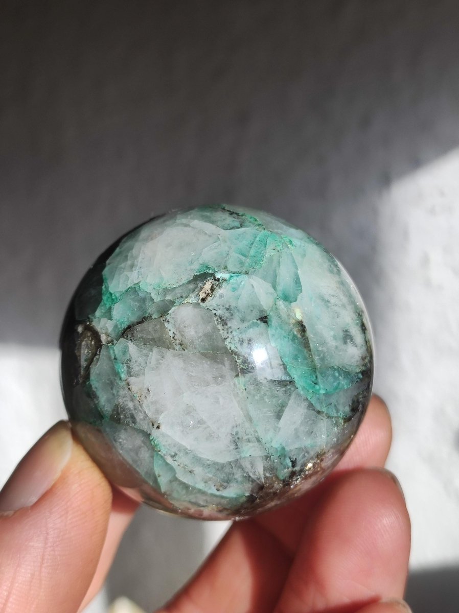 Quantum Quattro AAA Sphere ~ Magische Edelstein Kugel Massage & Deko Crystal Meditation Heilstein Rarität Sammler Mineral Rund Chrysokolla - Art of Nature Berlin