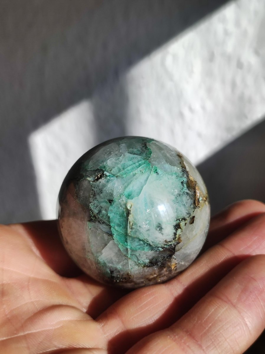 Quantum Quattro AAA Sphere ~ Magische Edelstein Kugel Massage & Deko Crystal Meditation Heilstein Rarität Sammler Mineral Rund Chrysokolla - Art of Nature Berlin