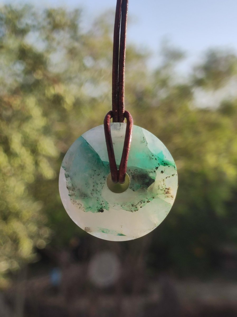 Quantum Quattro Chrysocoll 30mm Edelstein Kette Heilstein Schutzsymbol Mann Frau Glück HIPPIE GOA Boho Tibet Ethno Natur Rarität Geschenk - Art of Nature Berlin