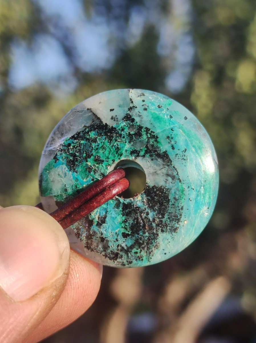 Quantum Quattro Chrysocoll 30mm Edelstein Kette Heilstein Schutzsymbol Mann Frau Glück HIPPIE GOA Boho Tibet Ethno Natur Rarität Geschenk - Art of Nature Berlin