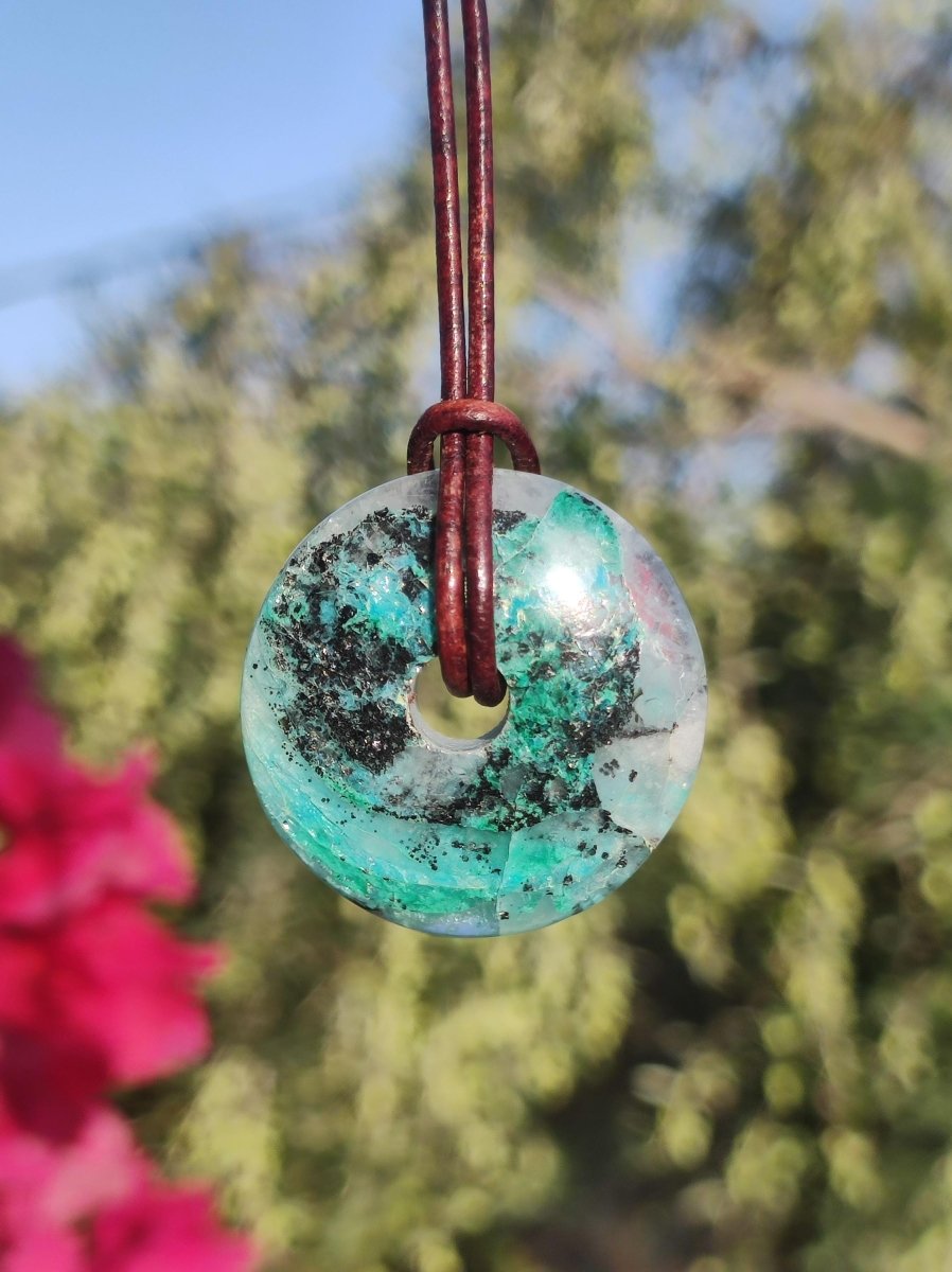 Quantum Quattro Chrysocoll 30mm Edelstein Kette Heilstein Schutzsymbol Mann Frau Glück HIPPIE GOA Boho Tibet Ethno Natur Rarität Geschenk - Art of Nature Berlin