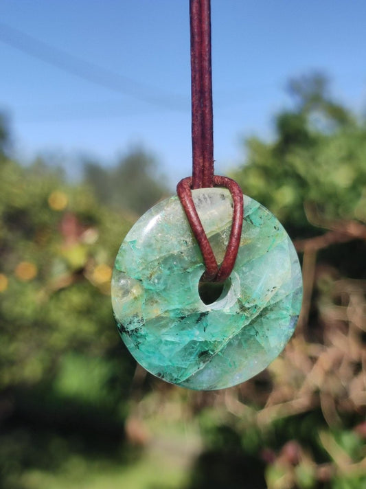 Quantum Quattro Chrysocoll 30mm Edelstein Kette Heilstein Schutzsymbol Mann Frau Glück HIPPIE GOA Boho Tibet Ethno Natur Rarität Geschenk - Art of Nature Berlin