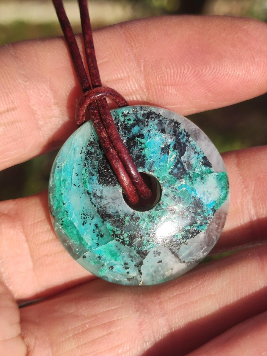Quantum Quattro Chrysocoll 30mm Edelstein Kette Heilstein Schutzsymbol Mann Frau Glück HIPPIE GOA Boho Tibet Ethno Natur Rarität Geschenk - Art of Nature Berlin