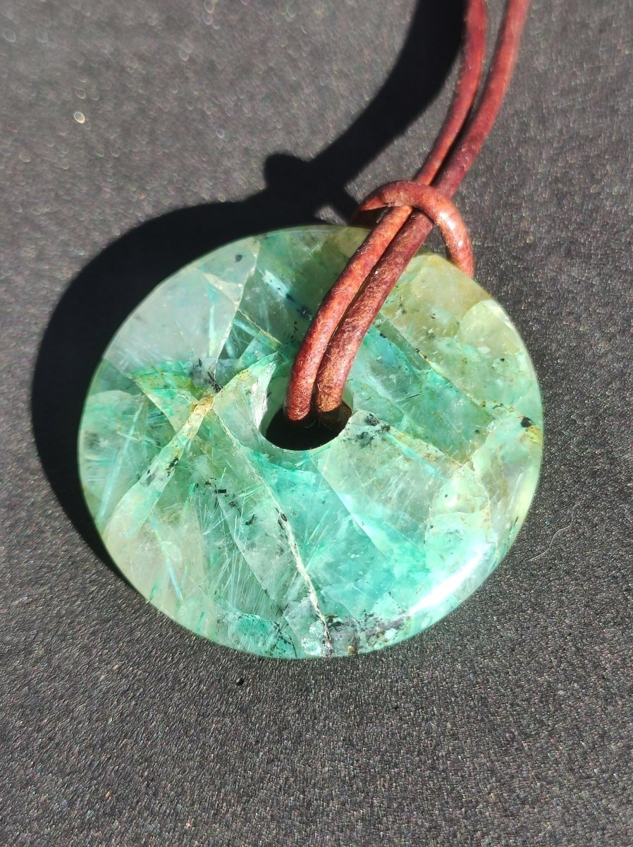 Quantum Quattro Chrysocoll 30mm Edelstein Kette Heilstein Schutzsymbol Mann Frau Glück HIPPIE GOA Boho Tibet Ethno Natur Rarität Geschenk - Art of Nature Berlin