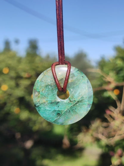 Quantum Quattro Chrysocoll 30mm Edelstein Kette Heilstein Schutzsymbol Mann Frau Glück HIPPIE GOA Boho Tibet Ethno Natur Rarität Geschenk - Art of Nature Berlin