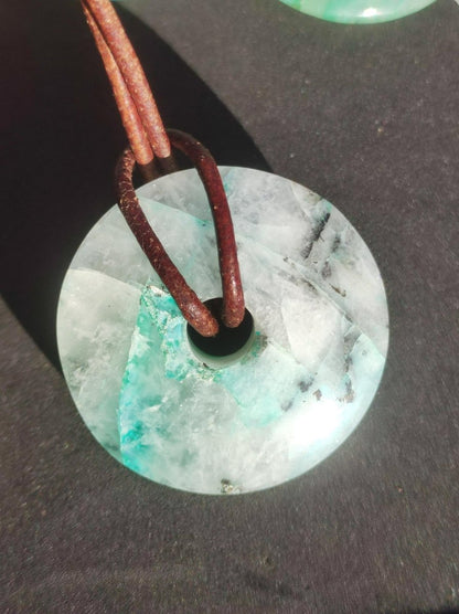 Quantum Quattro Chrysocoll 30mm Edelstein Kette Heilstein Schutzsymbol Mann Frau Glück HIPPIE GOA Boho Tibet Ethno Natur Rarität Geschenk - Art of Nature Berlin