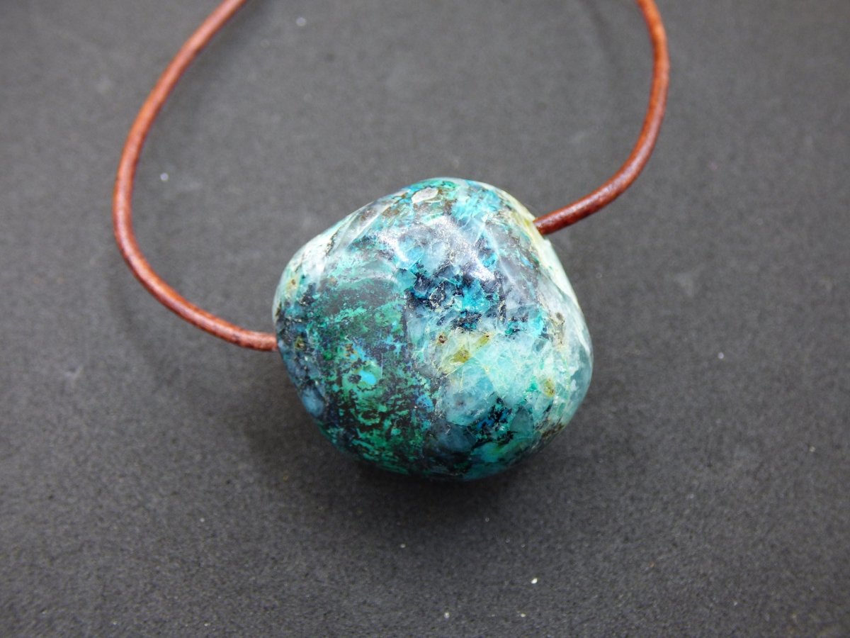 Quantum Quattro Chrysocoll Chrysokolla Azurit Quarz ~ Edelstein Kette HIPPIE GOA Boho Tibet Ethno Nature Donut Heilstein Rarität - Art of Nature Berlin