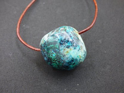 Quantum Quattro Chrysocoll Chrysokolla Azurit Quarz ~ Edelstein Kette HIPPIE GOA Boho Tibet Ethno Nature Donut Heilstein Rarität - Art of Nature Berlin