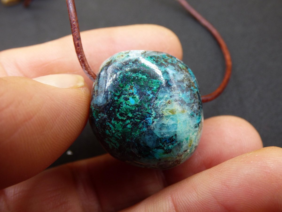 Quantum Quattro Chrysocoll Chrysokolla Azurit Quarz ~ Edelstein Kette HIPPIE GOA Boho Tibet Ethno Nature Donut Heilstein Rarität - Art of Nature Berlin