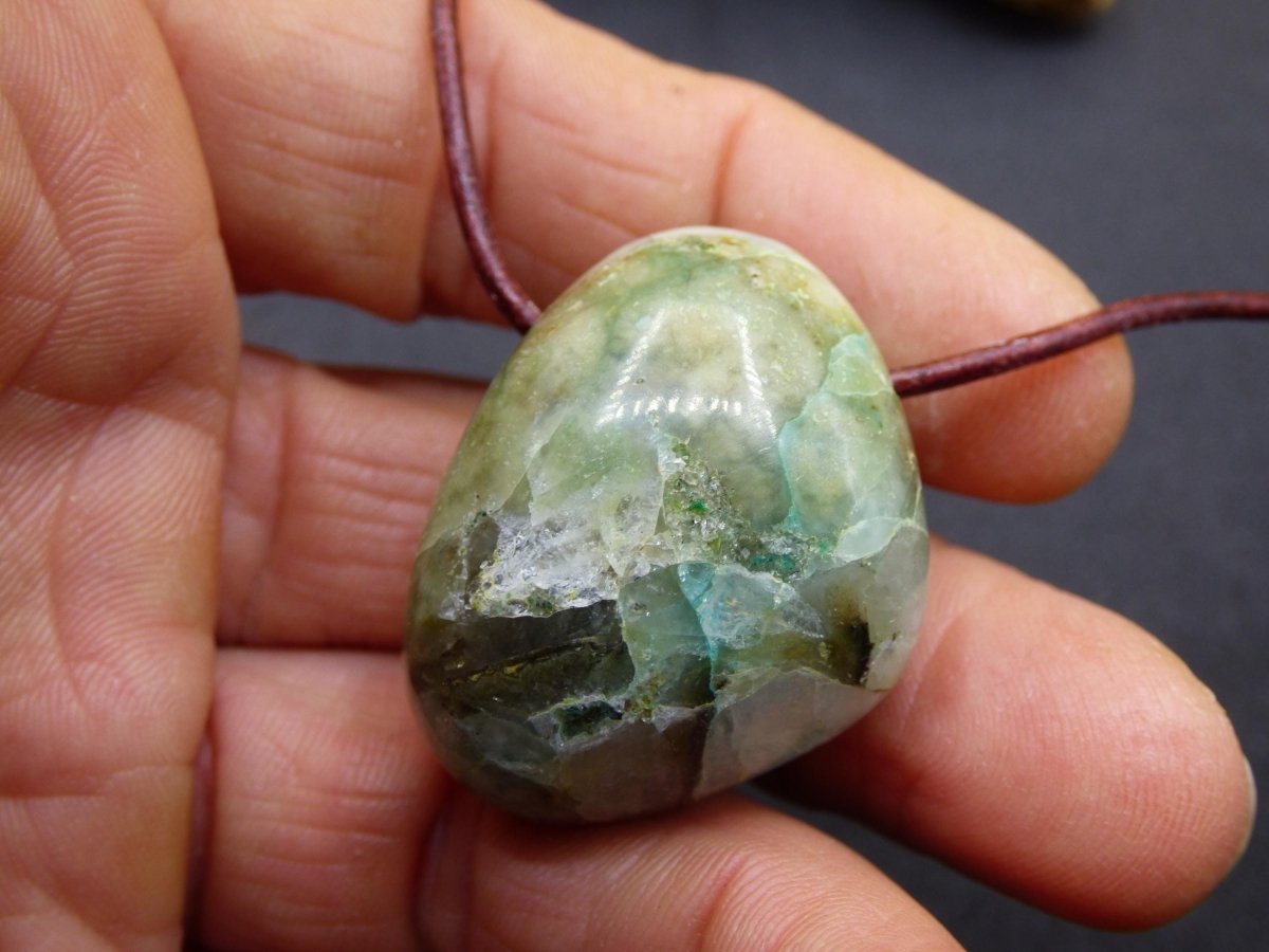 Quantum Quattro Chrysocoll Chrysokolla Azurit Quarz ~ Edelstein Kette HIPPIE GOA Boho Tibet Ethno Nature Donut Heilstein Rarität - Art of Nature Berlin