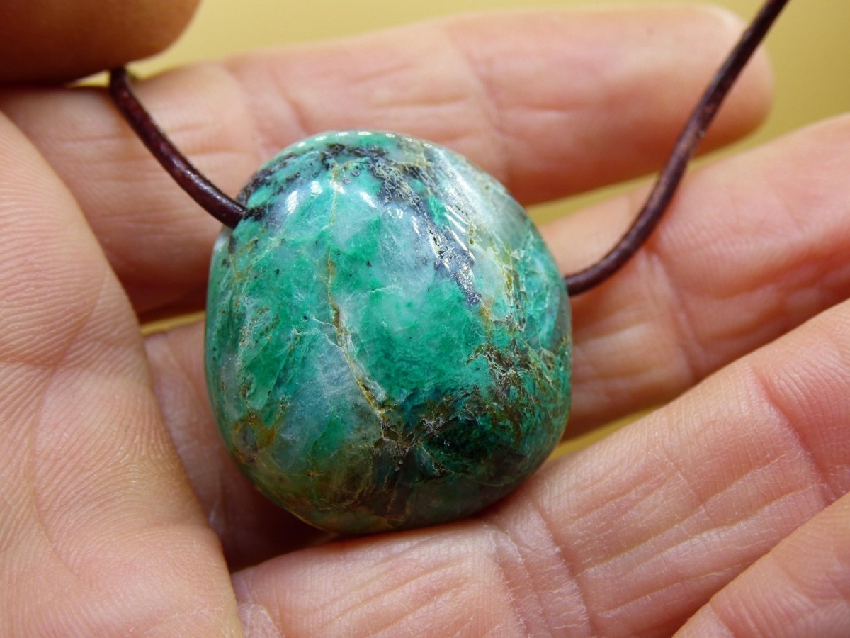 Quantum Quattro Chrysocoll Chrysokolla Azurit Quarz ~ Edelstein Kette HIPPIE GOA Boho Tibet Ethno Nature Donut Heilstein Rarität - Art of Nature Berlin